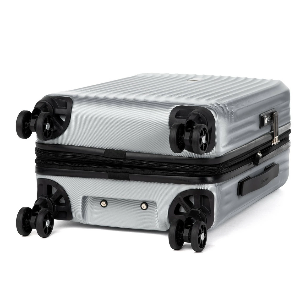 Travelpro Maxlite Air Expandable Cabin Suitcase - 55cm 6 Travelpro Maxlite Air Expandable Cabin Suitcase - 55cm - Image 6
