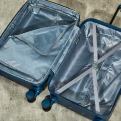 Rock Novo 4 Wheel Exp Large Suitcase - 79cm -Delsey Suitcase Store TR 0214 NA Interior 46195.1661245599.1280.1280 48078.1661246281.1280.1280 36518.1661246972