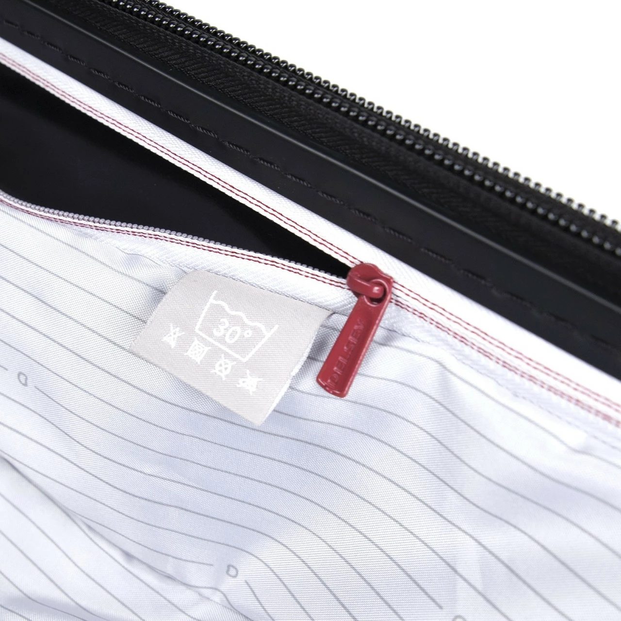 Delsey Segur 2.0 4 Wheel Suitcase - 70cm 18 Delsey Segur 2.0 4 Wheel Suitcase - 70cm - Image 18